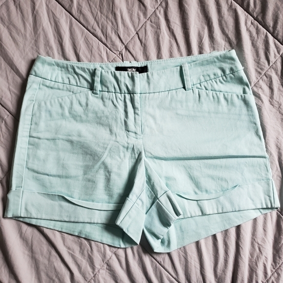 Mossimo Seafoam Green Chino Shorts Women's 2 Flat Front Summer Spring Cute EUC - Picture 1 of 8